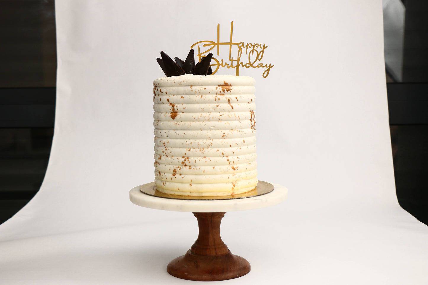 Yom Tov 2025 - Buttercream Cake/Strawberry Shortcake